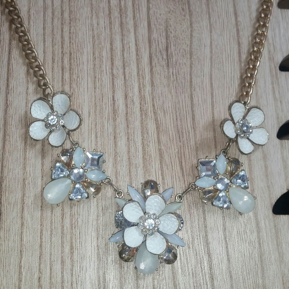 Ann Taylor Antique Gold/Faceted Crystal Floral Nec